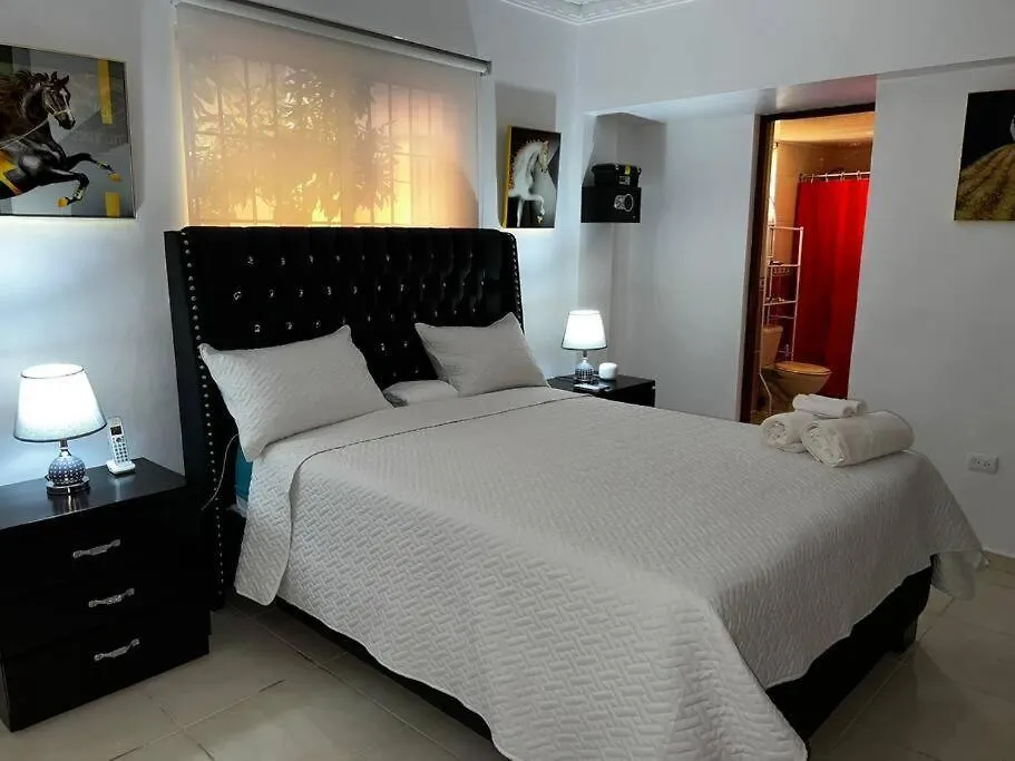 Kontakt z Entire Apartment Tu Nido De Amor 2 Santo Domingo West